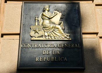 Contraloría instruye sumario a Segegob por uso de lenguaje en publicaciones de redes sociales