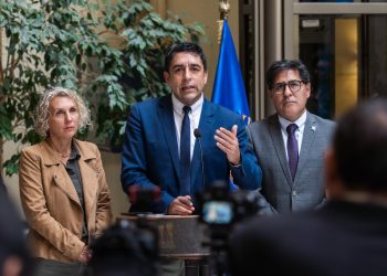 DIPUTADO HÉCTOR BARRÍA: “COMUNIDAD ORGANIZADA DEL LICEO CARMELA CARVAJAL ES ESCUCHADA POR LA MINISTRA DE EDUCACIÓN”