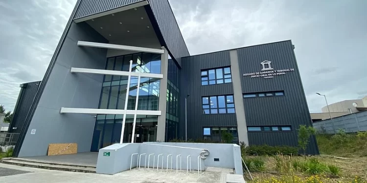 Médico fue detenido en Osorno luego de impactar a joven en bicicleta