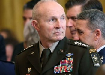 Trump destituye al Jefe del Estado Mayor del Ejército en plena guerra de Irán