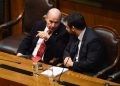 Duro cruce entre ministro Quiroz y Manouchehri: “El diputado insiste en una teoría fracasada”