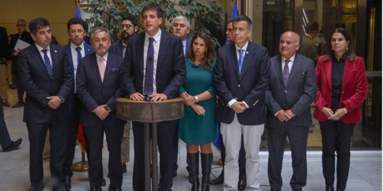 Bancada RN oficia solicita al Gobierno poner discusión inmediata al proyecto de ley “Anti Turbazos”