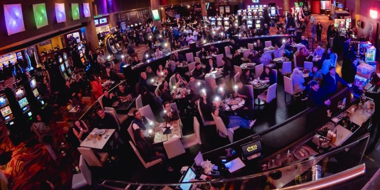 Sorteo que trae 6 meses de combustible gratis y humor con Beto Espinoza destacan en los panoramas de Casino MDS Osorno