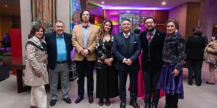 Sonesta Hotel Osorno inaugura la sexta versión de su exhibición artística “Osorno cinco pintores”