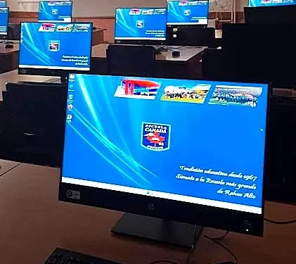 Escuela Canadá de Osorno renueva Sala Bicentenario con inversión de $30 millones