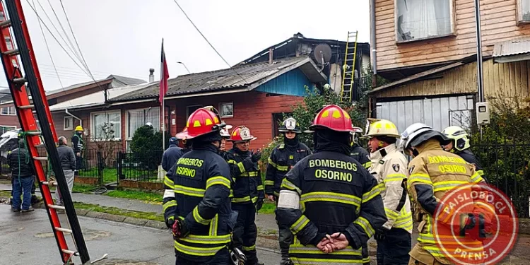 Incendio en Osorno deja siete damnificados