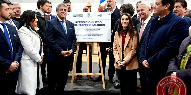 Presidente Kast y Gobernador Santana inauguran el nuevo Liceo Politécnico de Calbuco