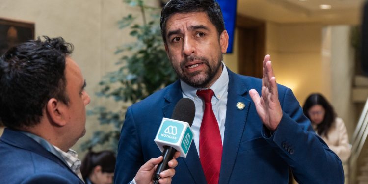 Diputado Héctor Barría llama a construir acuerdos y a dejar atrás los «tsunamis de indicaciones» en el debate por la mega reformaI