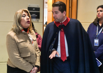 Capa de Pinochet y agresión a diputado Olivares reactiva debate sobre ley contra negacionismo