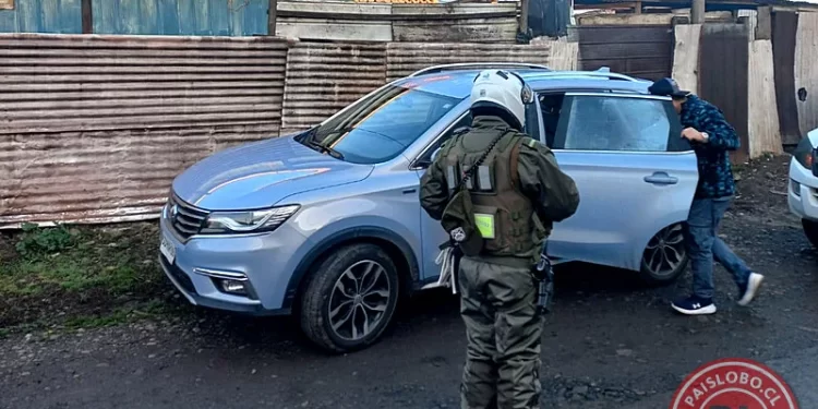Carabineros halla vehículo sustraído durante la noche en Osorno