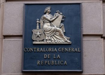 Contraloría apercibe a 15 alcaldes por no presentar Declaraciones de Intereses y Patrimonio
