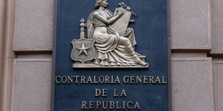Contraloría apercibe a 15 alcaldes por no presentar Declaraciones de Intereses y Patrimonio