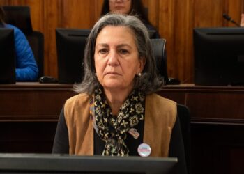 Ministra Chomali tras ajuste: “No hemos cerrado ni un programa asociado a la atención de pacientes”