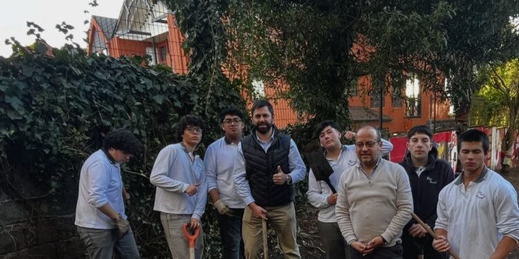 Comunidad del colegio Blas Pascal plantará nuevo bosque de bolsillo en Osorno