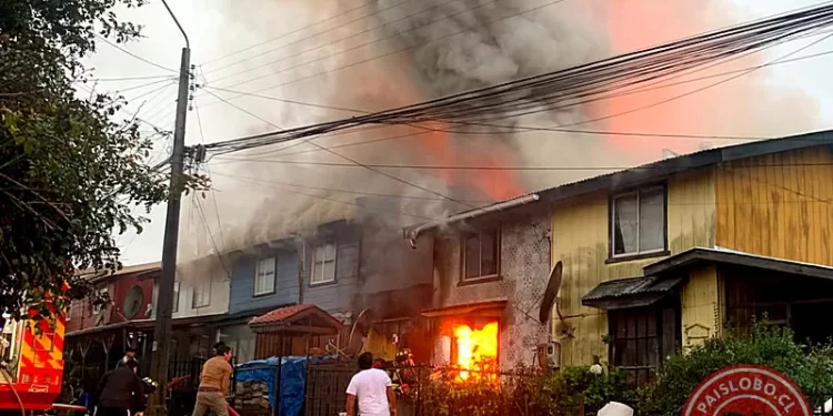 Incendio en Río Negro destruye cinco viviendas y deja tres personas lesionadas
