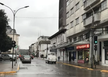 Nuevo servicio de mantención para 95 cruces semaforizados y 36 balizas peatonales en Osorno