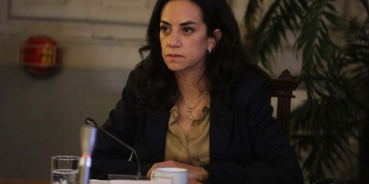 Presidenta del Senado insiste en alcanzar acuerdos previo a votación del proyecto de Reconstrucción