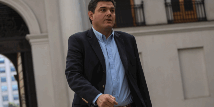 Alcaldes se reúnen con Quiroz y Ruminot por megarreforma: “No vamos a pagar la cuenta del proyecto”