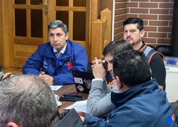 Gobierno informa situación controlada y monitoreo permanente por sistema frontal en la Región de Los Lagos