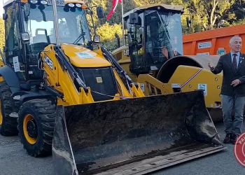 San Pablo inaugura nuevas plazas y recibe equipamiento vehicular para la conservación de caminos