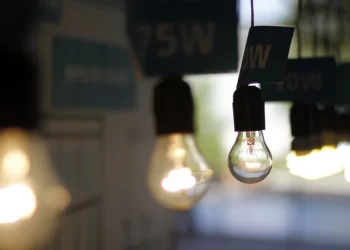 Condenan a empresa eléctrica por cortes de suministro en Osorno en 2024