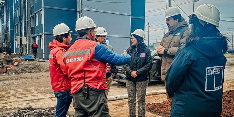 Minvu en alerta por sistema frontal en Los Lagos: reportan una vivienda con daños en San Juan de la Costa