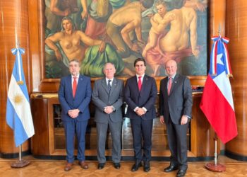 Chile y Argentina avanzan en agenda minera con foco en inversiones y desarrollo económico