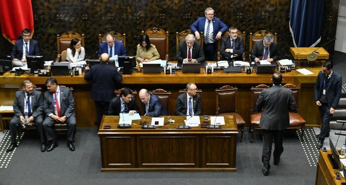 Senado aprueba los tres vetos del Gobierno y cierra trámite de la Ley Miscelánea en el Congreso