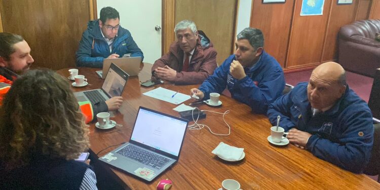 Se determina alerta amarilla para la comuna de Castro y evacuación preventiva de sector La Chacra