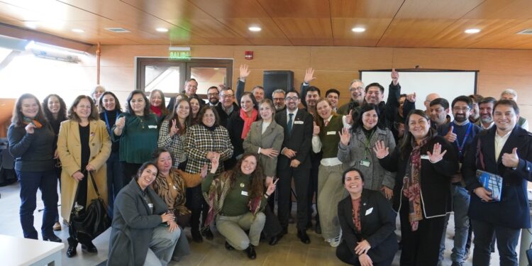 Dirigentes sociales, funcionarios públicos, representantes del mundo privado y de la academia participaron en el Diálogo Regional para construir la Agenda de Transformación del Estado