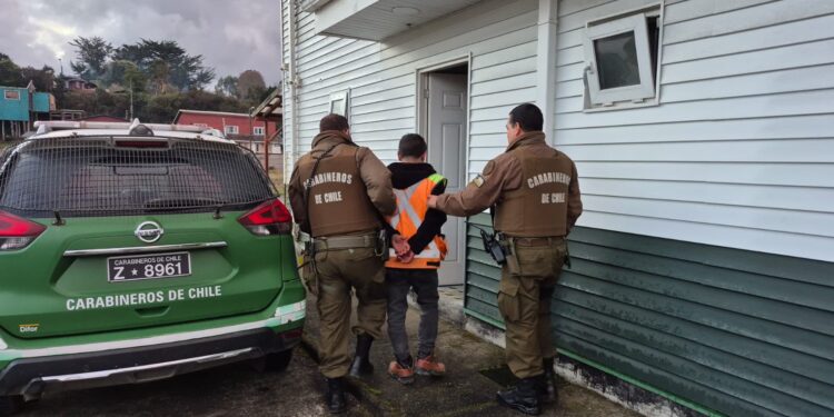Carabineros del Retén Pargual logran detener a sujeto por robo en lugar habitado en Pargua Alto
