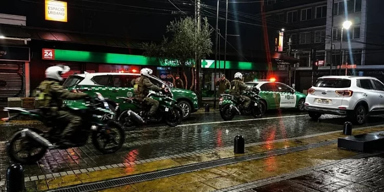 Trabajadoras frustraron robo al interior de céntrica farmacia de calle Ramírez en Osorno