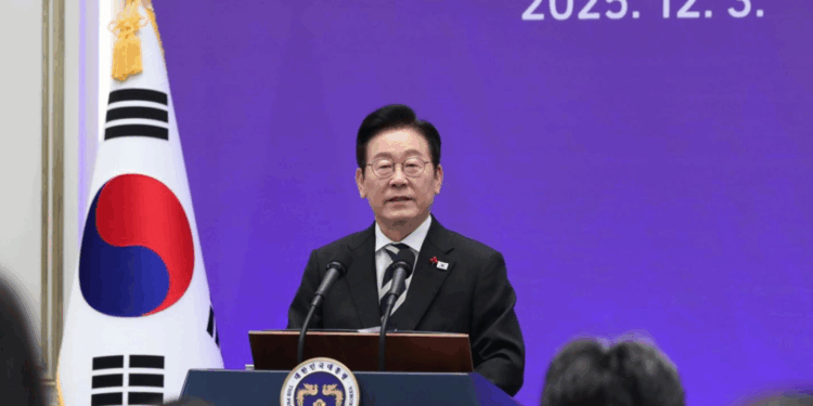 Presidente surcoreano propone diálogo con el Norte para terminar la Guerra de Corea