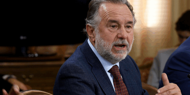 Excanciller Fernández critica adhesión al Escudo de las Américas: “La condición de observador habría sido perfectamente sana”