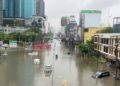 Bangkok declara estado de desastre en sus 50 distritos por graves inundaciones