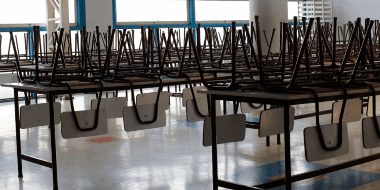 Confirman suspensión de clases este miércoles en Ñuñoa, Providencia y establecimientos del SLEP Santiago
